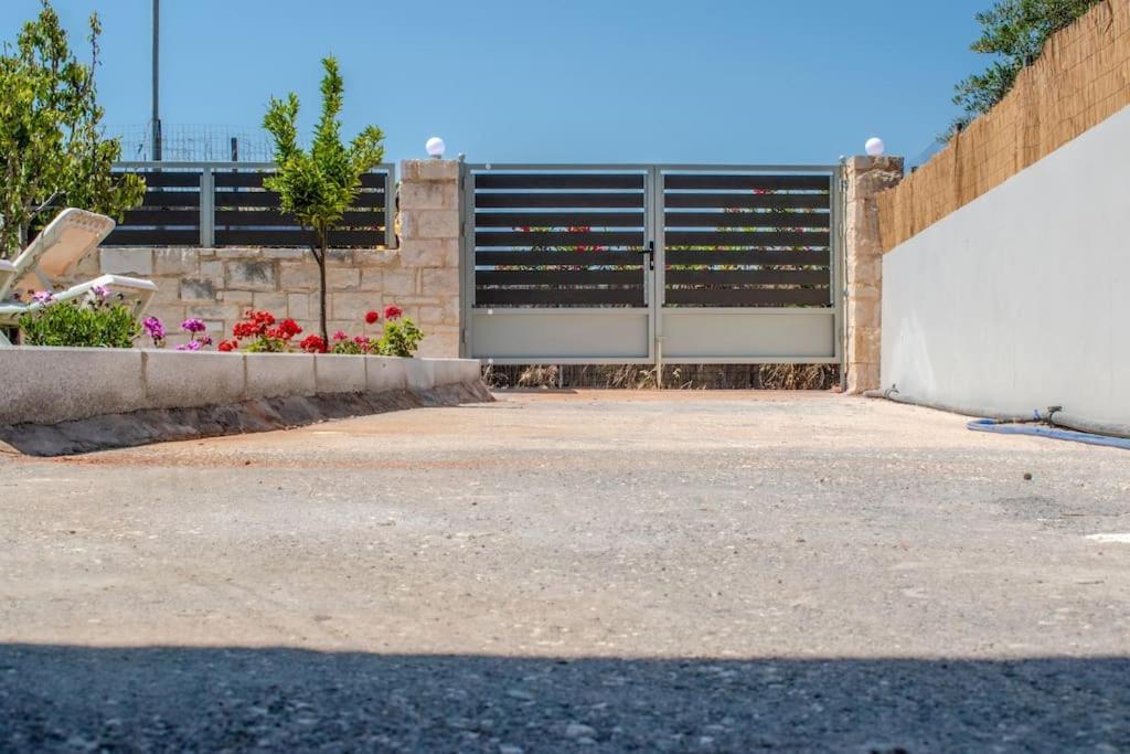 Md Residence Near The Beach W Bbq And Private Parking Hersonissos  Ngoại thất bức ảnh