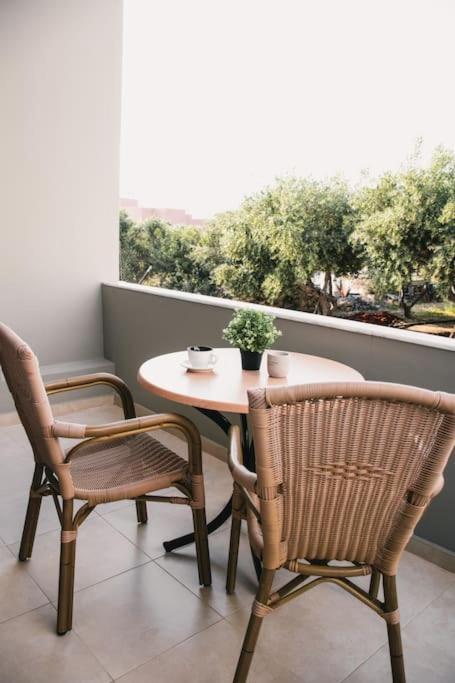 Md Residence Near The Beach W Bbq And Private Parking Hersonissos  Ngoại thất bức ảnh