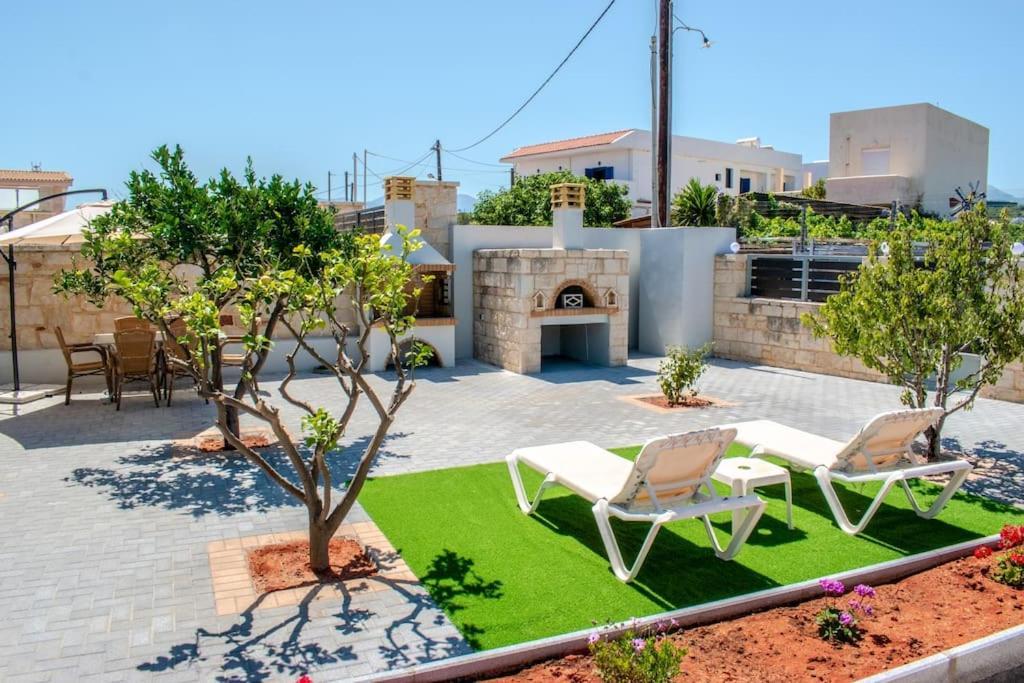 Md Residence Near The Beach W Bbq And Private Parking Hersonissos  Ngoại thất bức ảnh