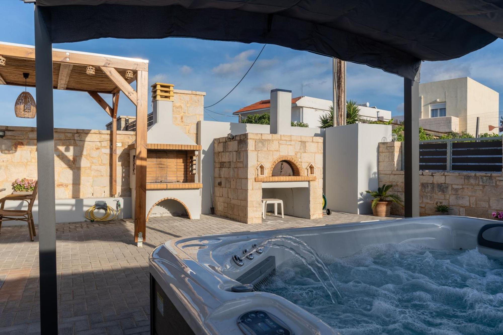 Md Residence Near The Beach W Bbq And Private Parking Hersonissos  Ngoại thất bức ảnh